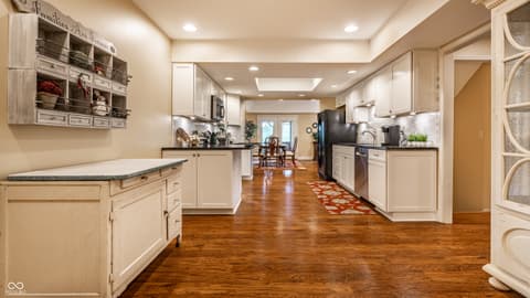 Photo of 373 Exeter Court, Greenwood, IN