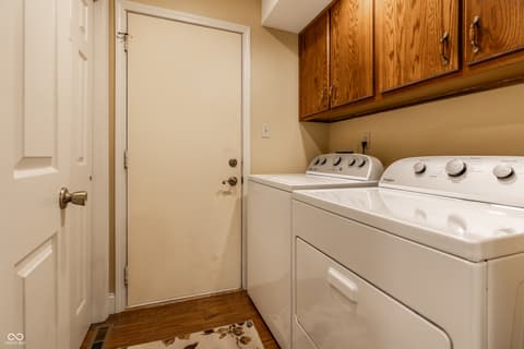 Photo of 373 Exeter Court, Greenwood, IN