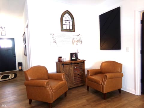 Sitting Room — 7063 Fowler Drive, Whitestown, IN