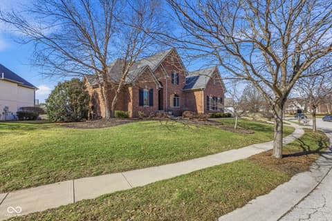 Front exterior at 14795 Macduff Drive, Noblesville, IN