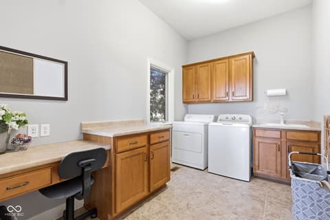 Laundry room at 14795 Macduff Drive, Noblesville, IN