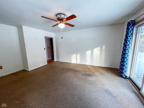 Photo of 585 Cedar Lane, Batesville, IN