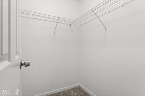 Walk In Closets — 7358 Glendale Drive, Avon, IN