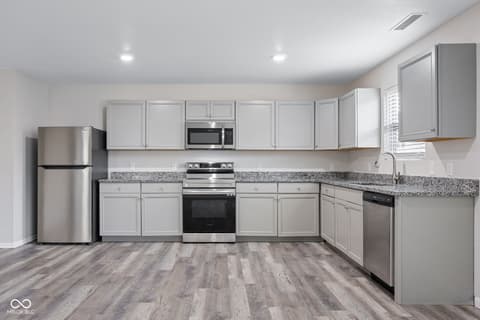 Kitchen at 476 Bourneside Drive, Greenfield, IN