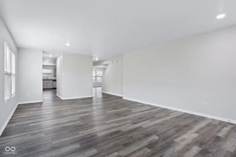 Living room at 476 Bourneside Drive, Greenfield, IN