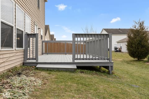 Outdoor living area at 476 Bourneside Drive, Greenfield, IN