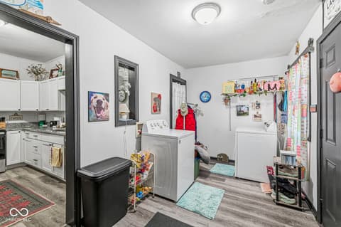 Laundry room at 233 S Dearborn Street, Indianapolis, IN