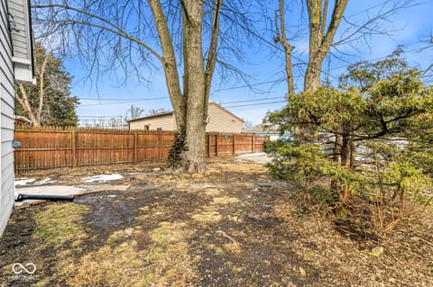 Yard at 233 S Dearborn Street, Indianapolis, IN