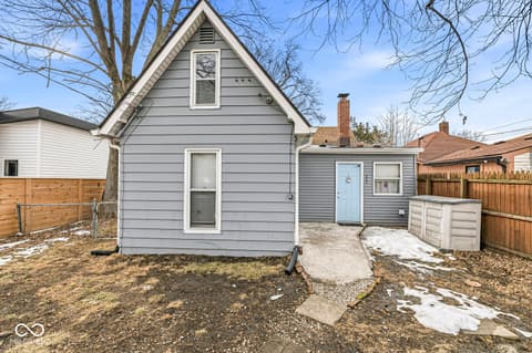Yard at 233 S Dearborn Street, Indianapolis, IN