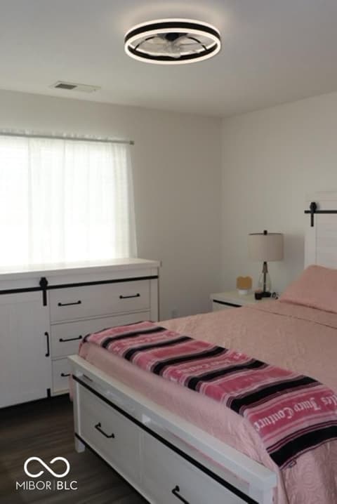 Photo of 528 Dylan Drive, Avon, IN