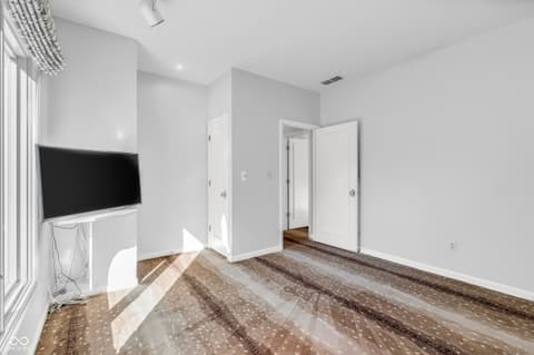 Photo of 958 Tamarack Circle North Drive, Indianapolis, IN