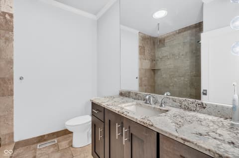 Photo of 958 Tamarack Circle North Drive, Indianapolis, IN