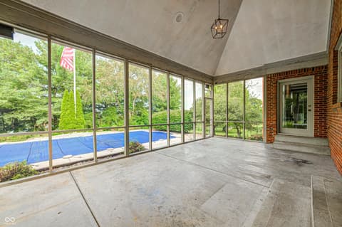 Photo of 695 S St Louis Street, Crawfordsville, IN