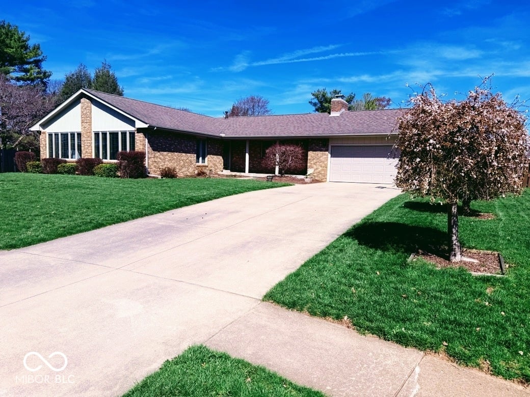 Photo of 3642 Deerfield Place, Columbus, IN