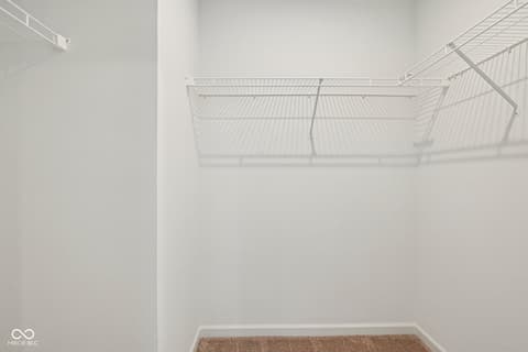 Walk In Closets — 2033 Black Oak Drive, Shelbyville, IN