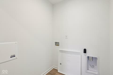 Laundry room at 2033 Black Oak Drive, Shelbyville, IN