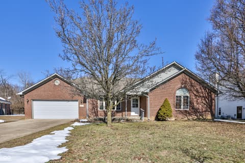 16 North Lake Drive