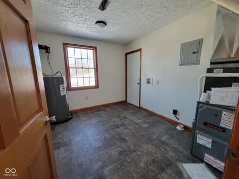 Photo of 1310 N County Road 700 W, North Vernon, IN