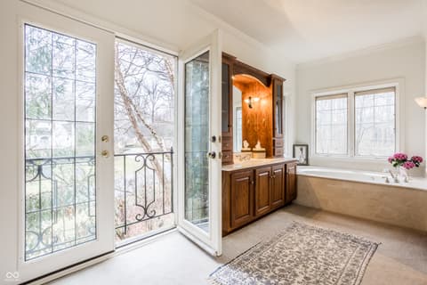 Photo of 9399 Irishmans Run Lane, Zionsville, IN