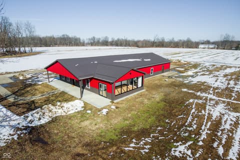 Photo of 8615 S 150 W, Columbus, IN