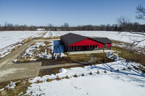 Photo of 8615 S 150 W, Columbus, IN