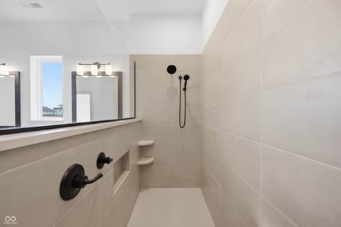 Photo of 14338 Hidden Lakes Drive, Noblesville, IN