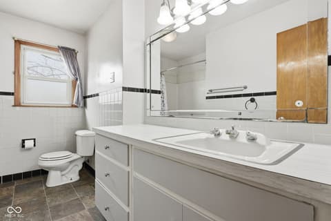 Photo of 3502 S Sadlier Drive, Indianapolis, IN