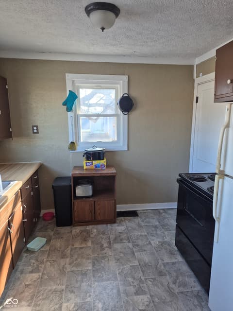 Photo of 835 Allen Street, Scottsburg, IN