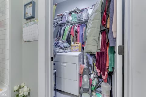 Laundry room at 20 Colescott Street, Shelbyville, IN