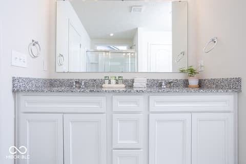 Primary bathroom at 5300 Veranda Drive, Noblesville, IN