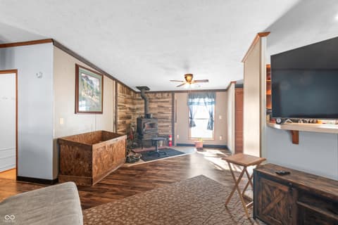 Photo of 8813 W 750 N, Commiskey, IN