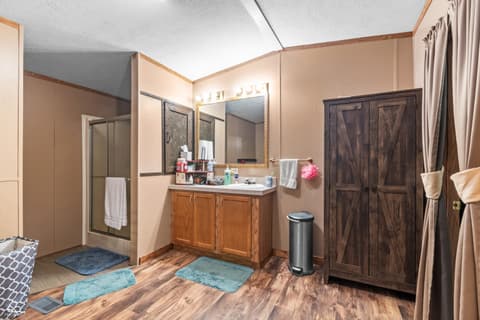 Photo of 8813 W 750 N, Commiskey, IN