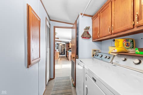 Photo of 8813 W 750 N, Commiskey, IN
