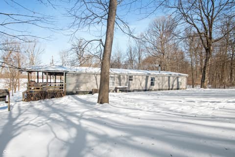 Photo of 8813 W 750 N, Commiskey, IN