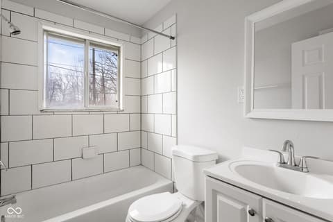Bathroom at 1770 Horizon Lane, Indianapolis, IN