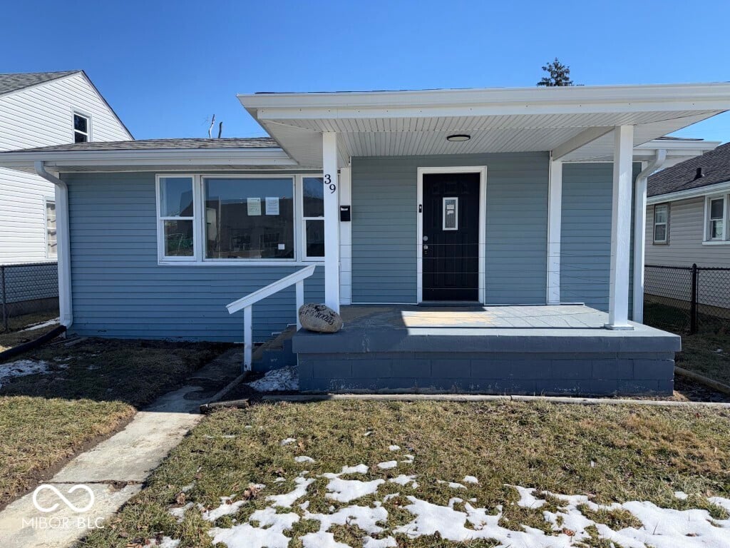 Photo of 39 N 18th Avenue, Beech Grove, IN