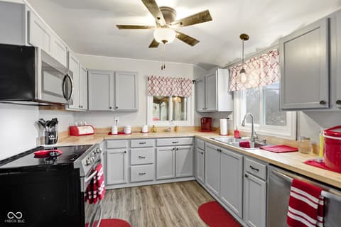 Photo of 4747 Guion Road, Indianapolis, IN