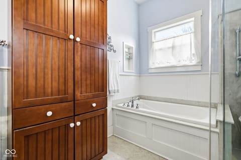 Photo of 4747 Guion Road, Indianapolis, IN