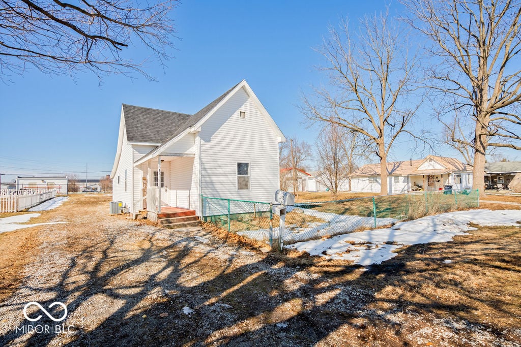 Photo of 512 N 13th Street, Elwood, IN