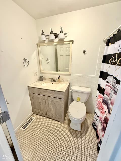 Photo of 6496 N Parker Avenue, Indianapolis, IN
