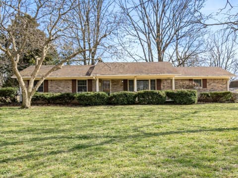7027 Forest Park Drive