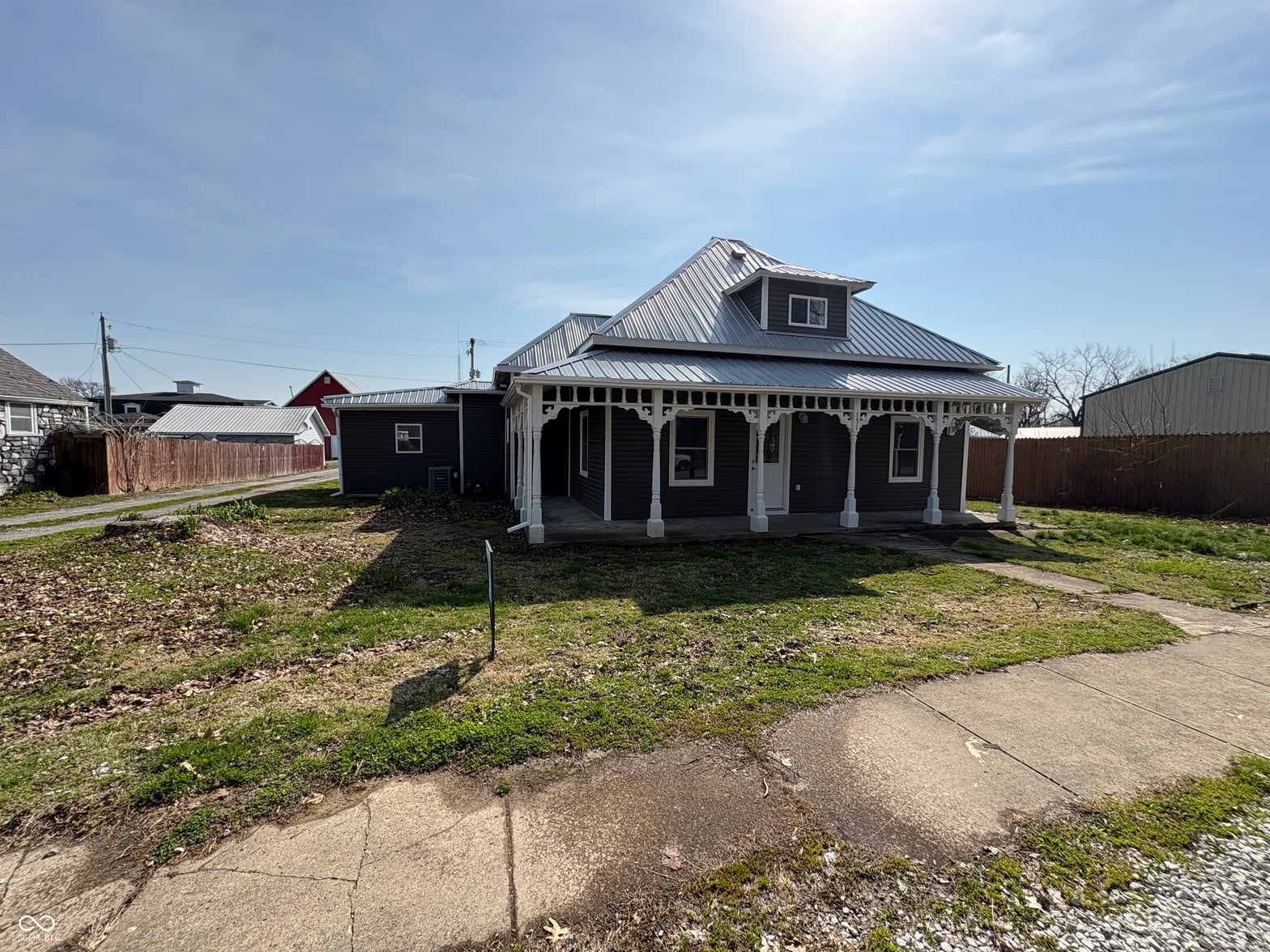 Photo of 151 S Grant Street, Cloverdale, IN