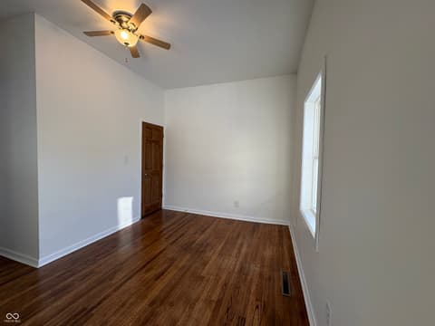 Photo of 151 S Grant Street, Cloverdale, IN