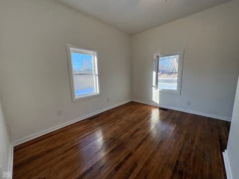 Photo of 151 S Grant Street, Cloverdale, IN