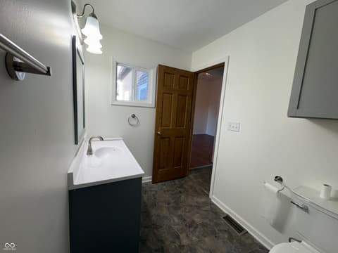 Photo of 151 S Grant Street, Cloverdale, IN