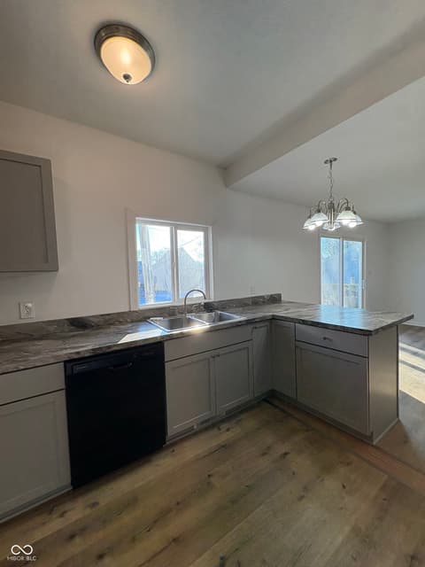 Photo of 151 S Grant Street, Cloverdale, IN