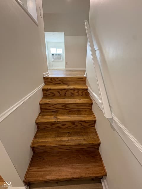 Photo of 151 S Grant Street, Cloverdale, IN