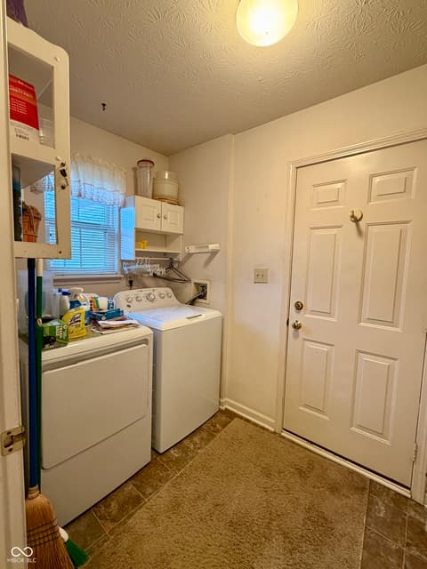 Photo of 1019 E Killian Drive, Mooresville, IN