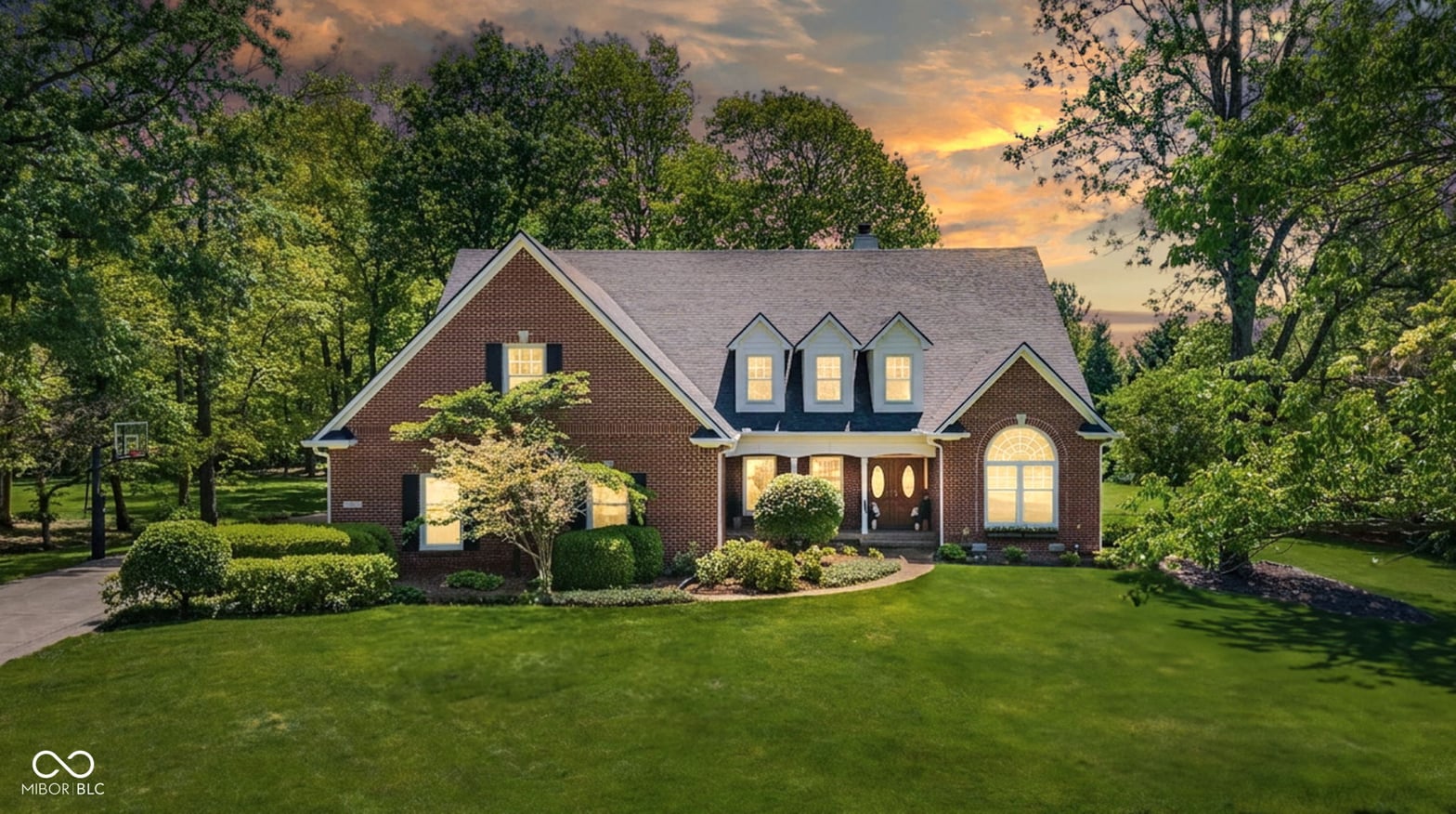 Photo of 1603 S Jeanne Court, New Palestine, IN