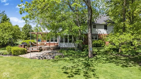 Photo of 1603 S Jeanne Court, New Palestine, IN